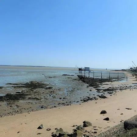 Апартаменты T2 Moderne, Lumineux, Proche De La Et Des Principaux Acces Routiers Сен-Назер